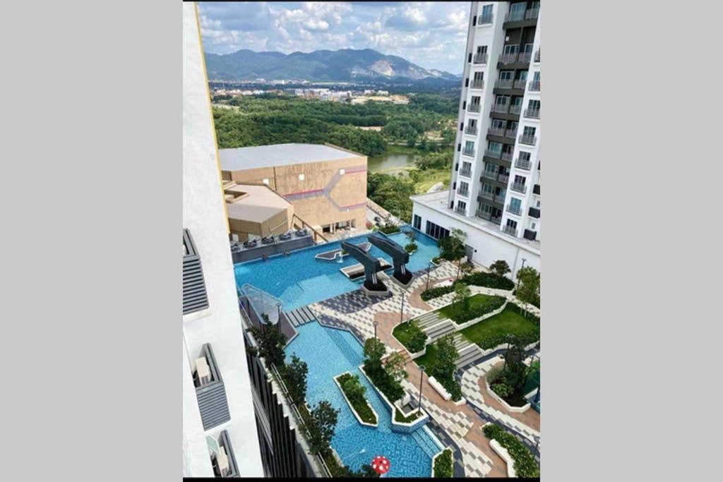 盛婷民宿a S&Thomez 2Bedrooms Mesamall Wifi Klia Usim Miu Inti Nu Nilai Dış mekan fotoğraf