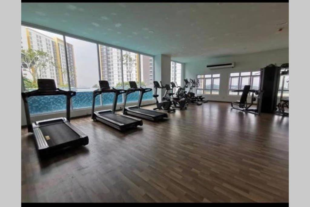 盛婷民宿a S&Thomez 2Bedrooms Mesamall Wifi Klia Usim Miu Inti Nu Nilai Dış mekan fotoğraf