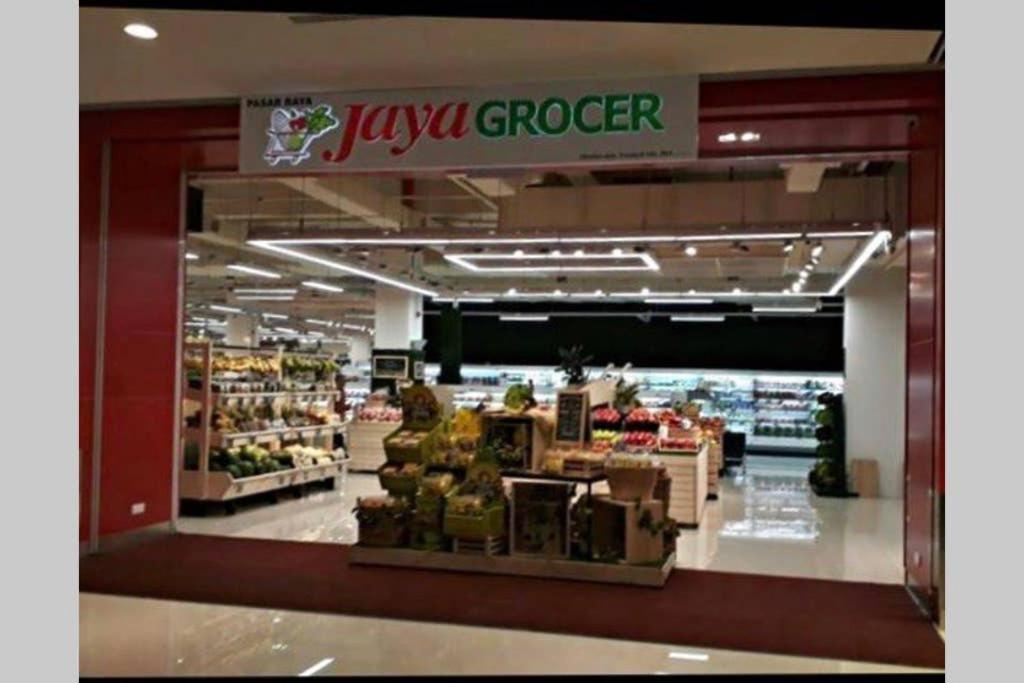 盛婷民宿a S&Thomez 2Bedrooms Mesamall Wifi Klia Usim Miu Inti Nu Nilai Dış mekan fotoğraf