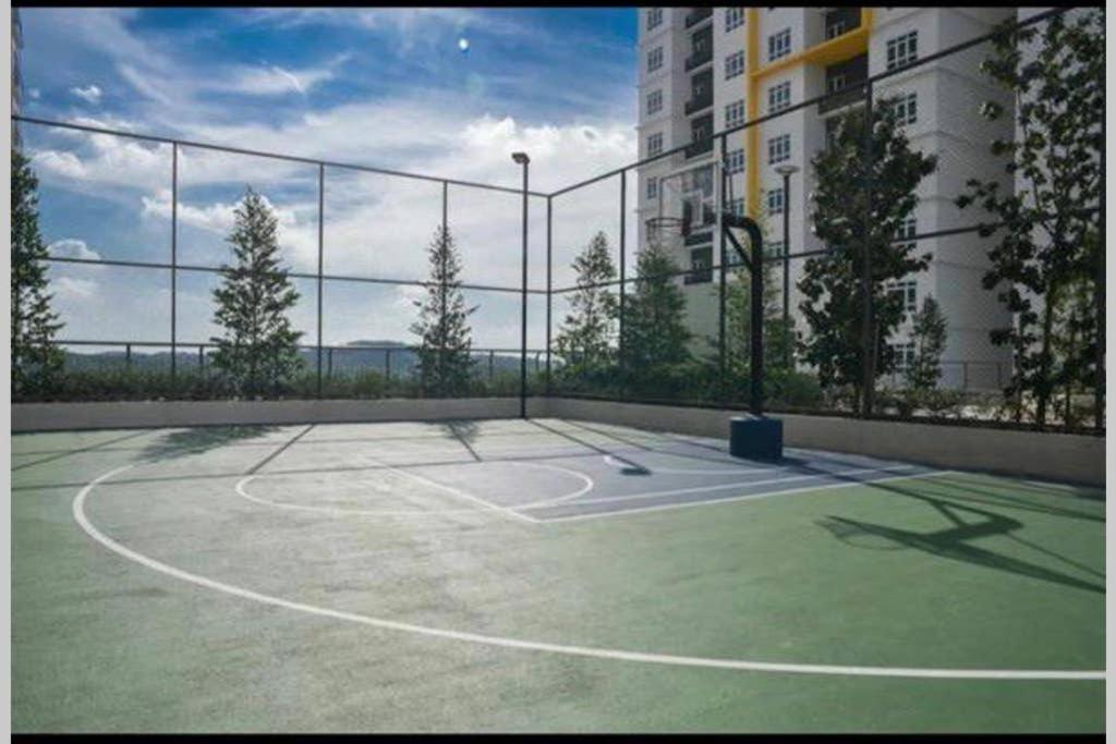 盛婷民宿a S&Thomez 2Bedrooms Mesamall Wifi Klia Usim Miu Inti Nu Nilai Dış mekan fotoğraf